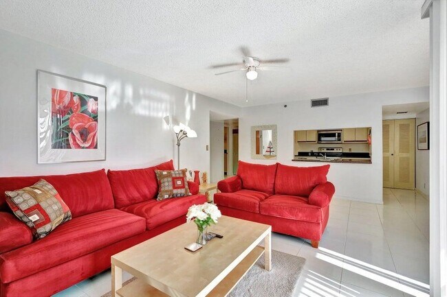 Foto del edificio - 1915 Lavers Cir