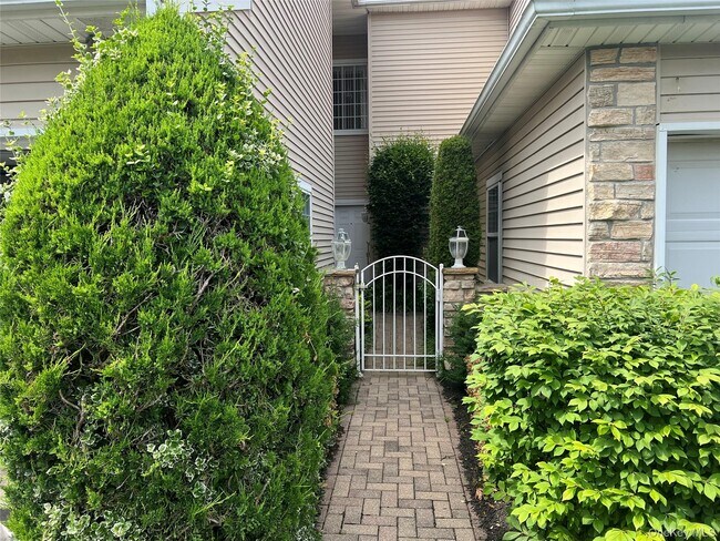 Foto del edificio - 85 Windwatch Dr