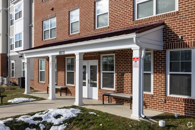 Building Photo - Woodyard Station - 9 Apartments