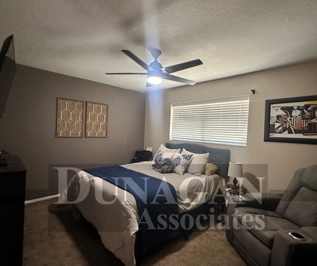 Foto del edificio - 2 bedroom 1 bath 40+ HOA Community Fully F...