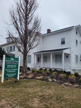 Building Photo - 200 E Union Ave