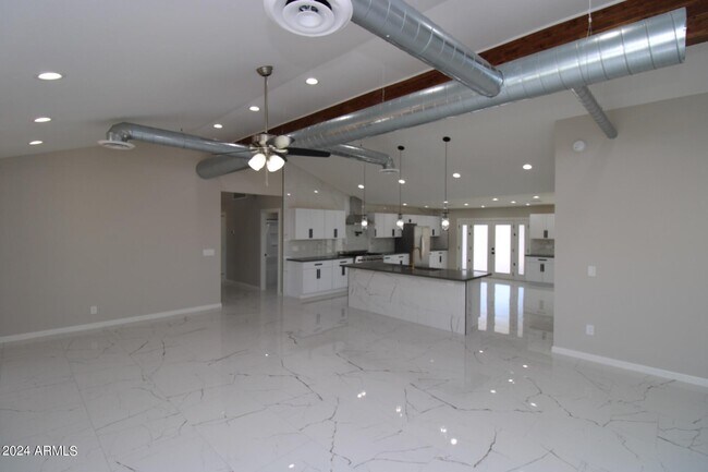 Building Photo - 3107 W Aster Dr