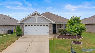 Building Photo - 127 Ardsley Dr