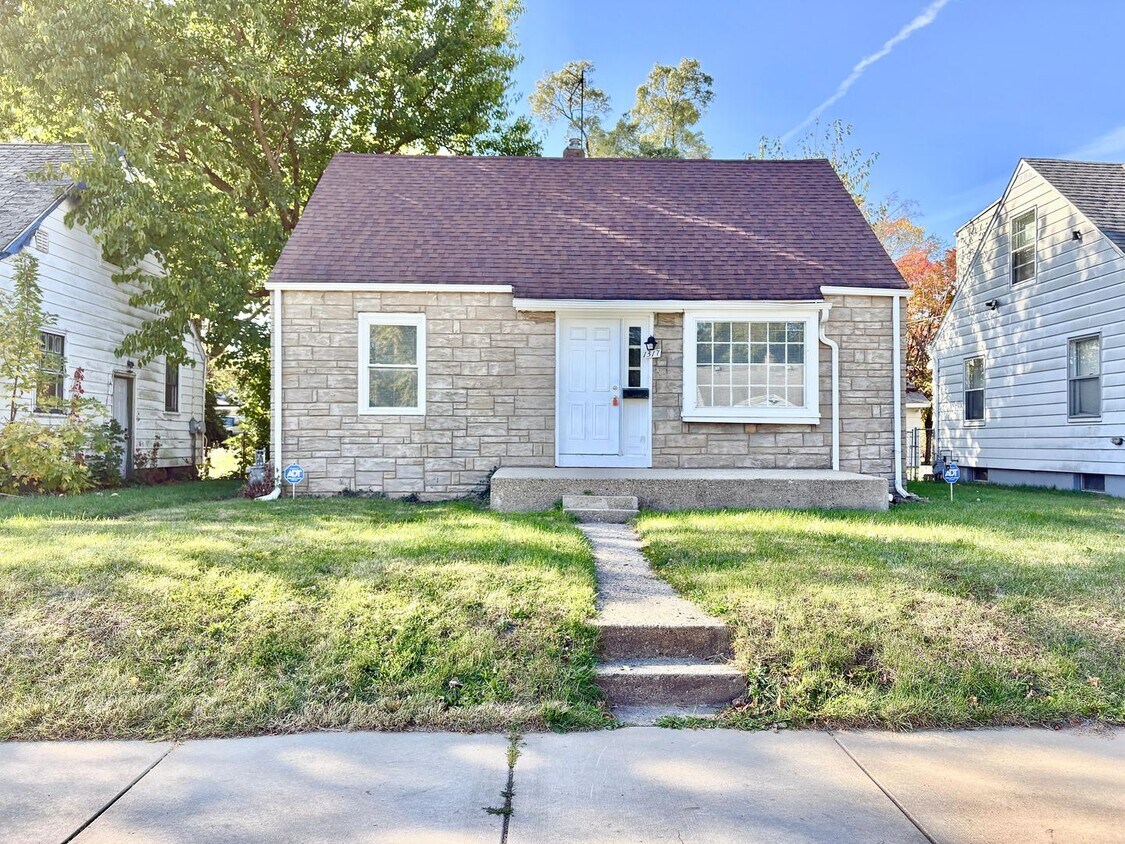 Foto principal - 1317 N Kaley St