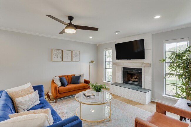 Foto del edificio - 3209 Sailmaker Ln