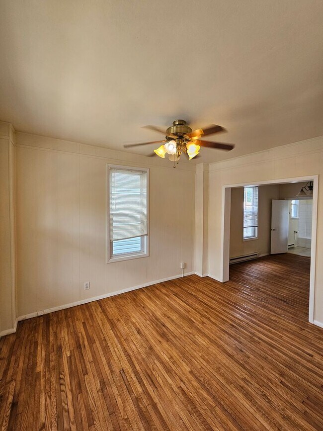 Building Photo - 3 Bed 2 Bath with a Loft in Hagerstown