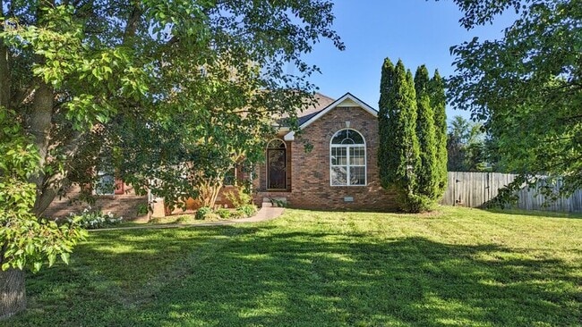Building Photo - 1320 Ambleside Dr
