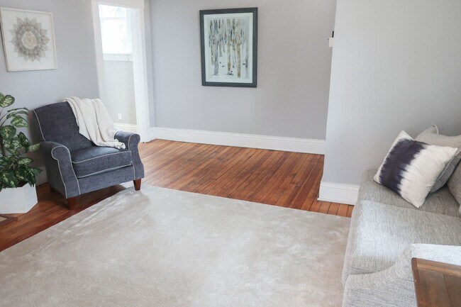 Foto del edificio - 3 br, 2 bath House - 1627 Lee Court