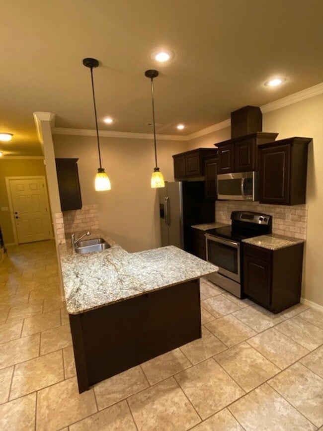 Photo - Adorable Home Close to Everything!