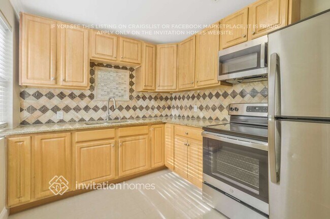 Building Photo - 2552 Emily Ln