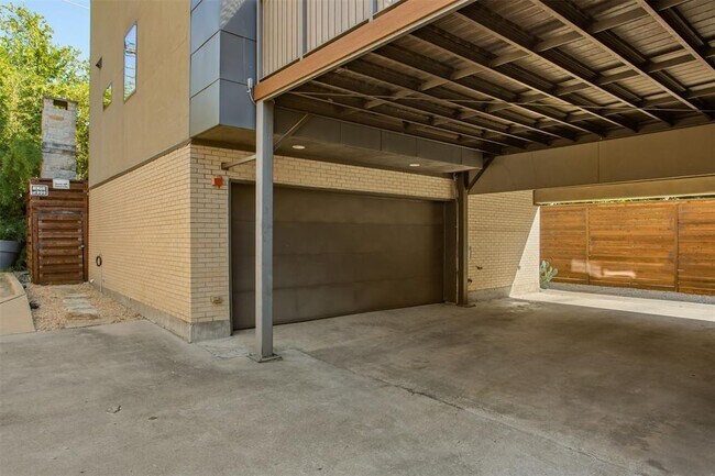 Foto del edificio - 5809 Oram St