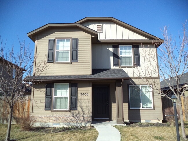 Building Photo - 10056 W Rustica St