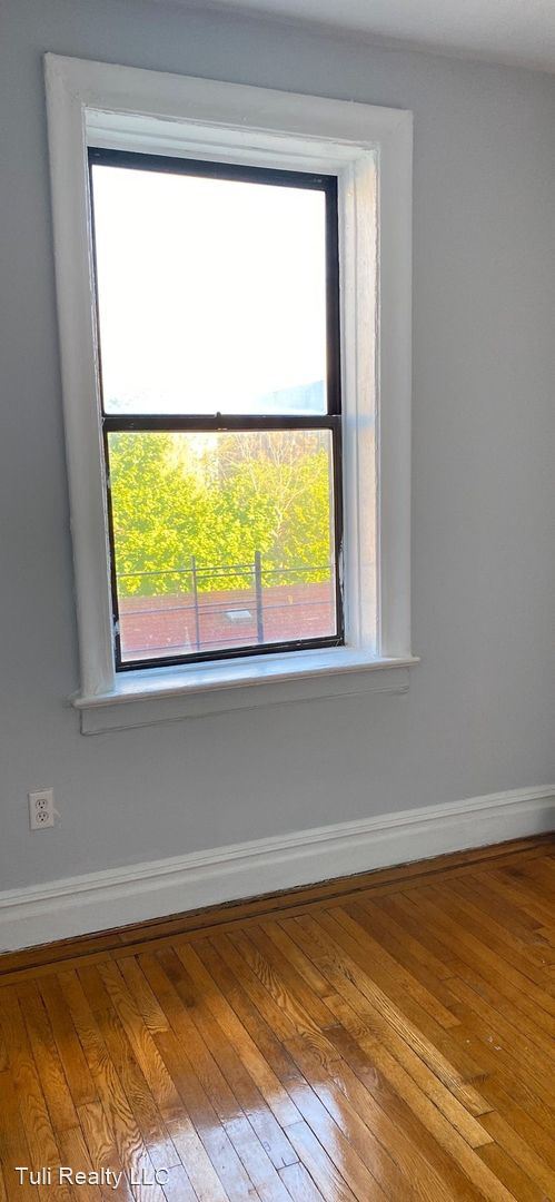 Foto del edificio - 6412 Park Ave