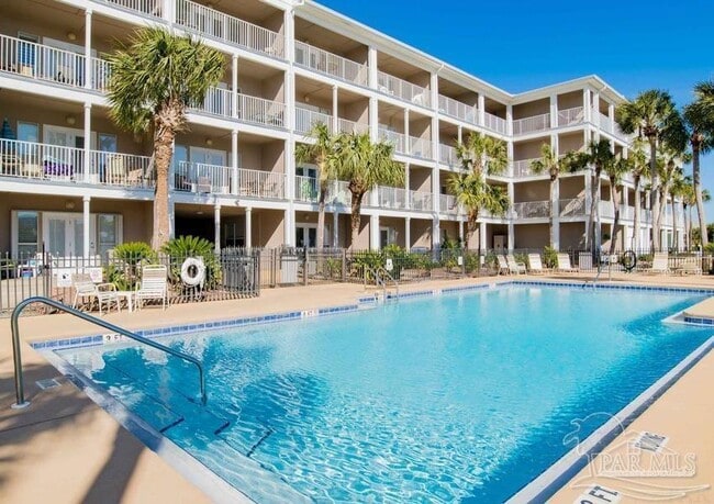 Foto del edificio - 13351 Johnson Beach Rd