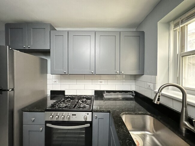 Foto del edificio - 6725 N California Ave