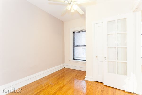 Building Photo - 2811 N Pine Grove Ave