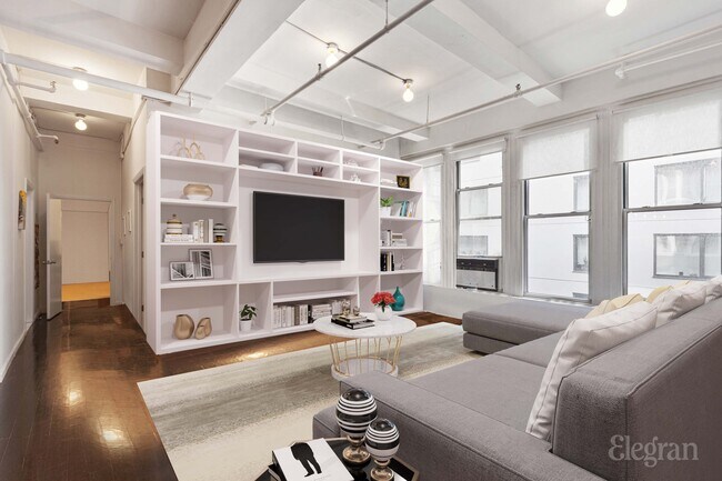 Building Photo - 208 W 30th St