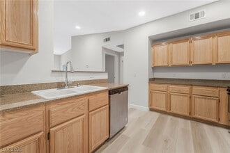 Building Photo - 9975 Peace Way