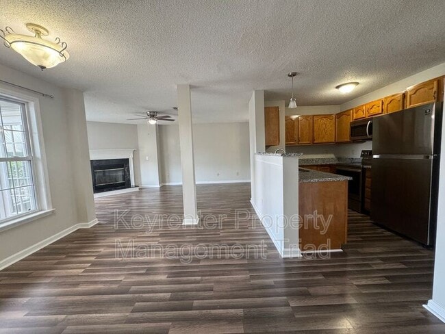 Foto del edificio - 3646 Morris Farm Dr