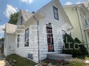 Building Photo - 262 E Garfield St