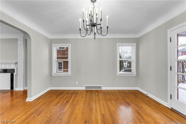 Foto del edificio - 2555 Saybrook Rd