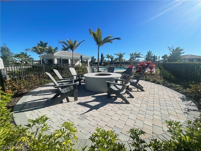 Foto del edificio - 2037 Yellowfin Cir