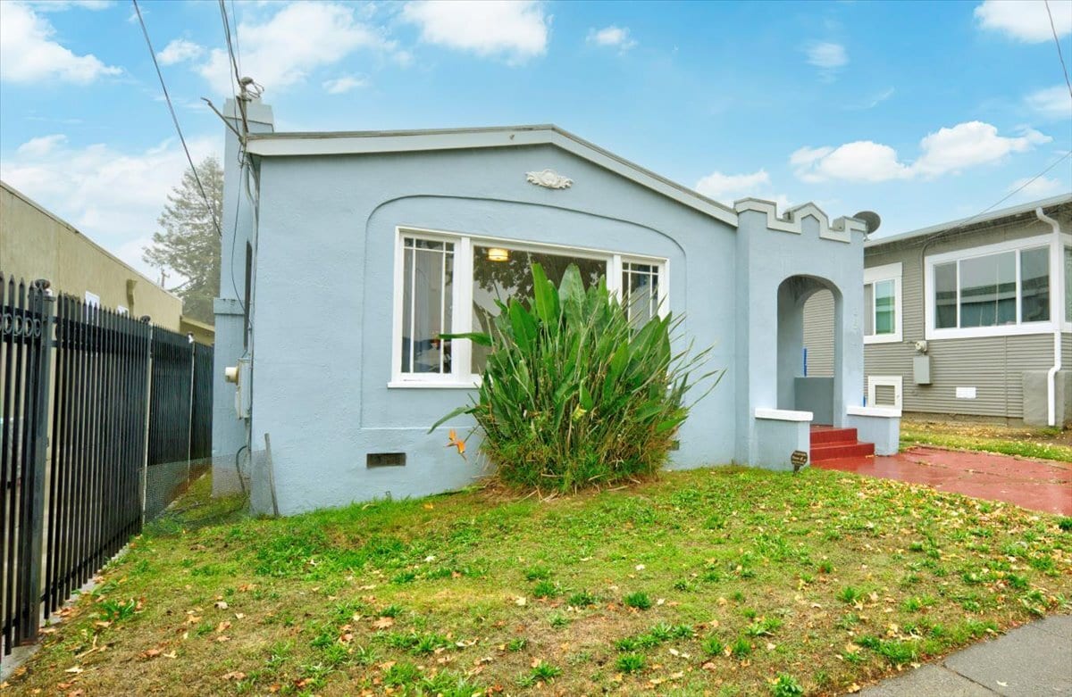 Photo - 2672 77th Ave (Oakland, CA)