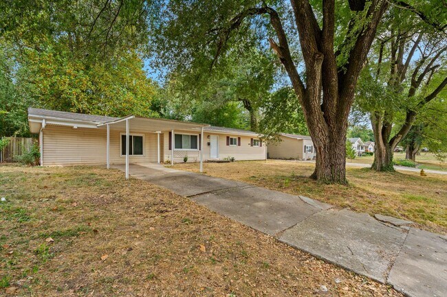 Building Photo - 442 S Monte Vista Ave