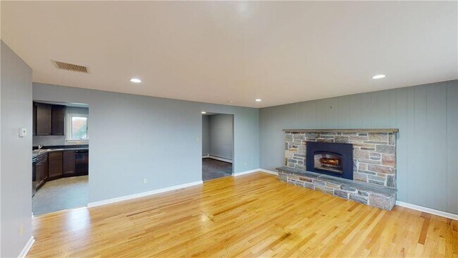 Building Photo - 2190 Kumry Rd