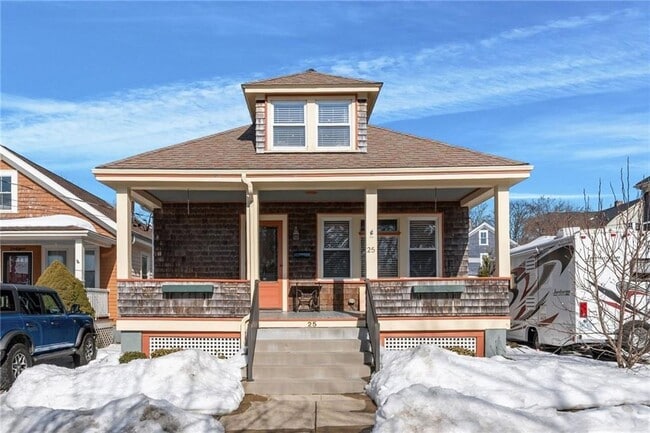 Foto del edificio - 25 Peckham Ave