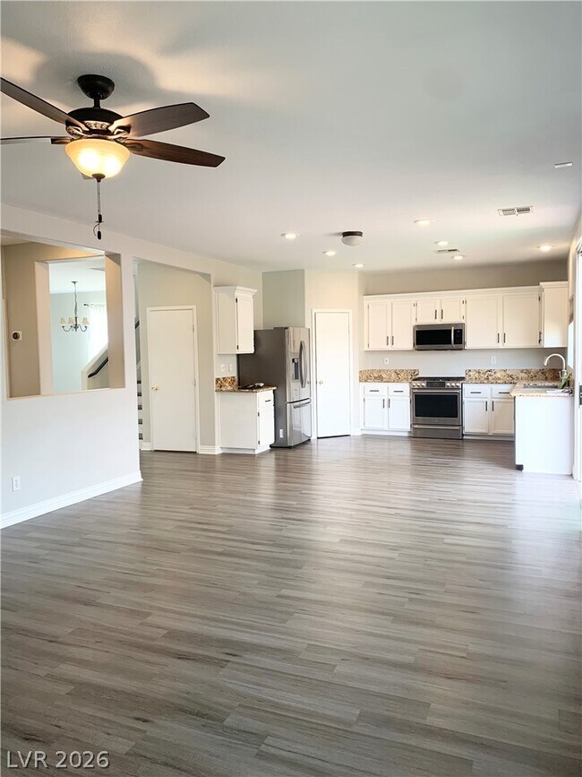 Foto del edificio - 8329 Lavender Jade Ct