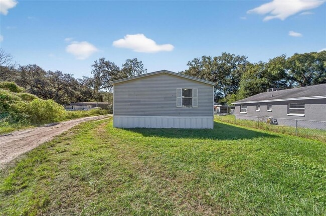 Building Photo - 39256 Lizabeth Cir