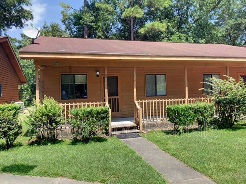 4371 Lakeside Dr, Little River, SC 29566 Condo for Rent in Little