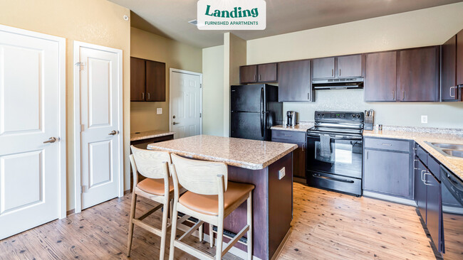 Building Photo - 550 Viridian Dr