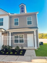 Building Photo - 217 Tara Ct