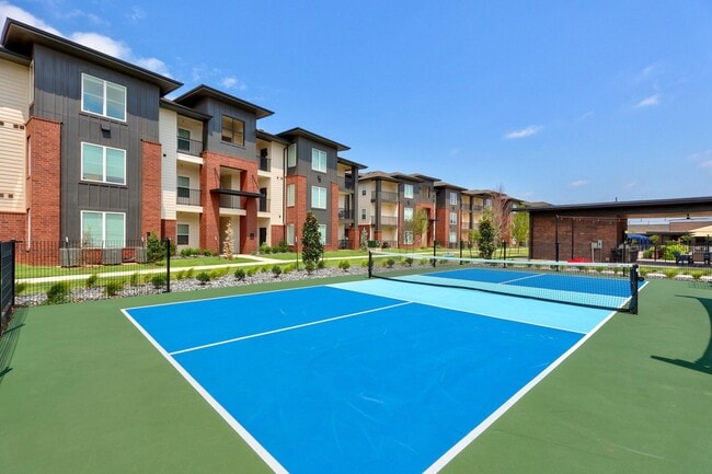 Building Photo - Trailwinds