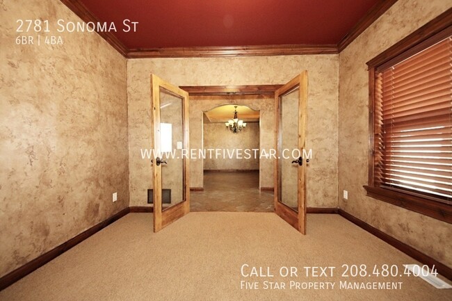 Foto del edificio - 2781 Sonoma St