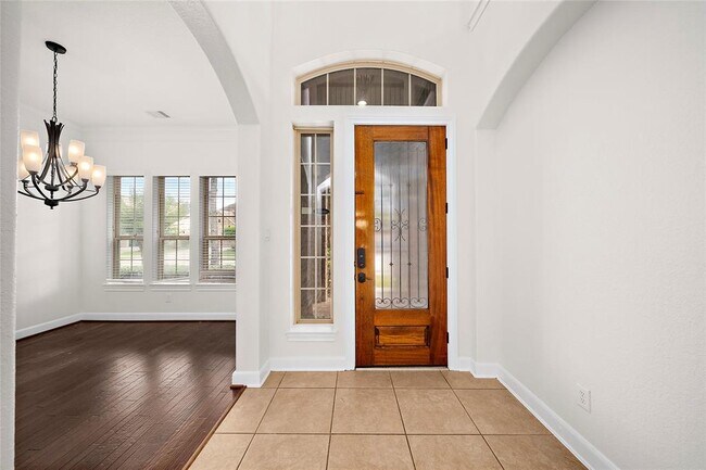 Building Photo - 26726 Longleaf Valley Dr