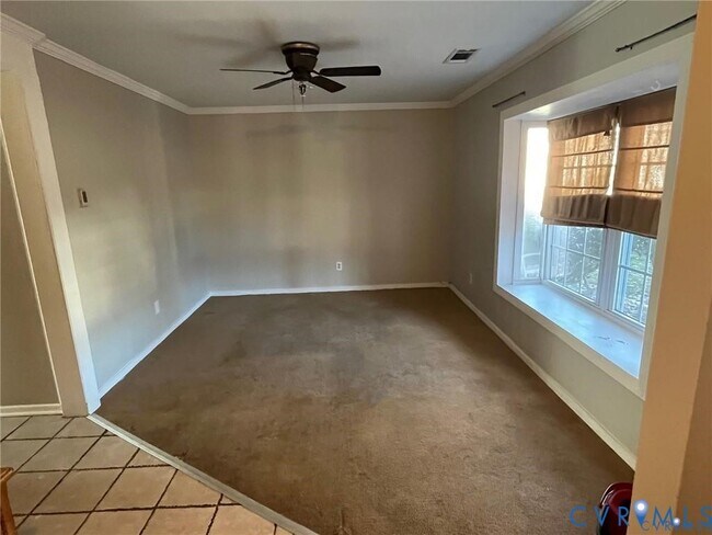 Foto del edificio - 18 Skipwith Green Cir