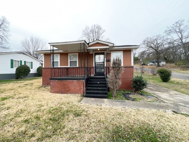 Primary Photo - 516 Athens Ct