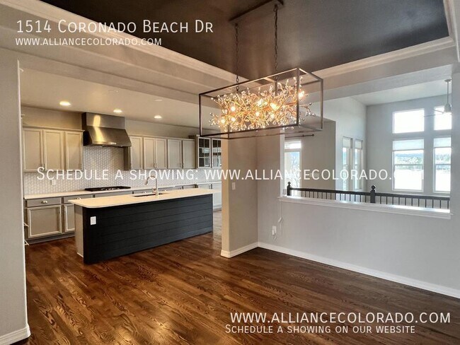 Building Photo - 1514 Coronado Beach Dr