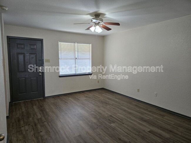 Building Photo - 1226 Baylor Ave