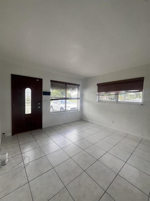 Foto del edificio - 3300 SW 32nd Ct