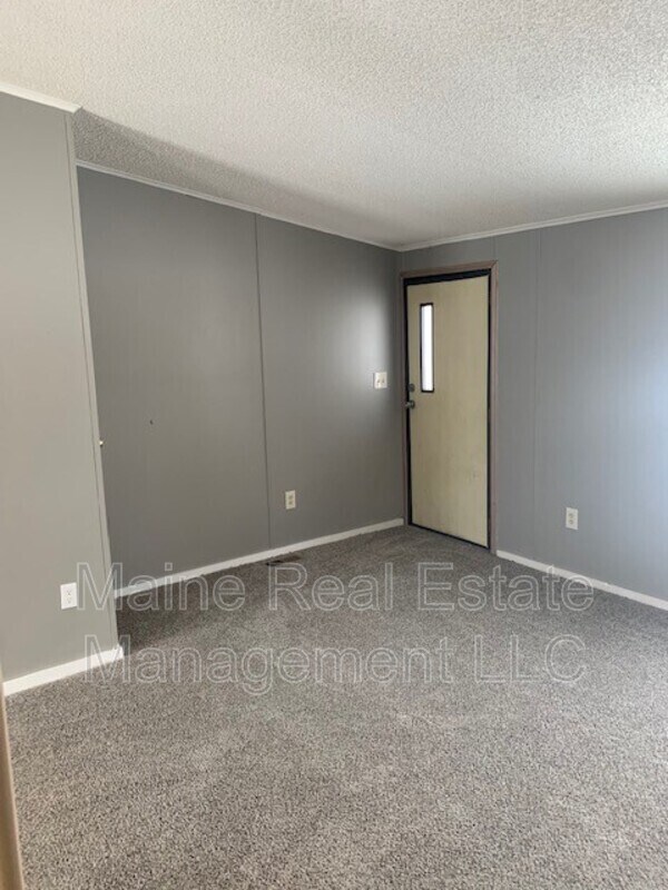 35 Killdeer Dr, Unity, ME 04988 House Rental in Unity, ME