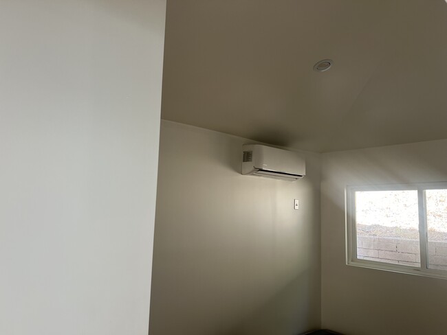 Foto del edificio - 4718 Jessica Dr