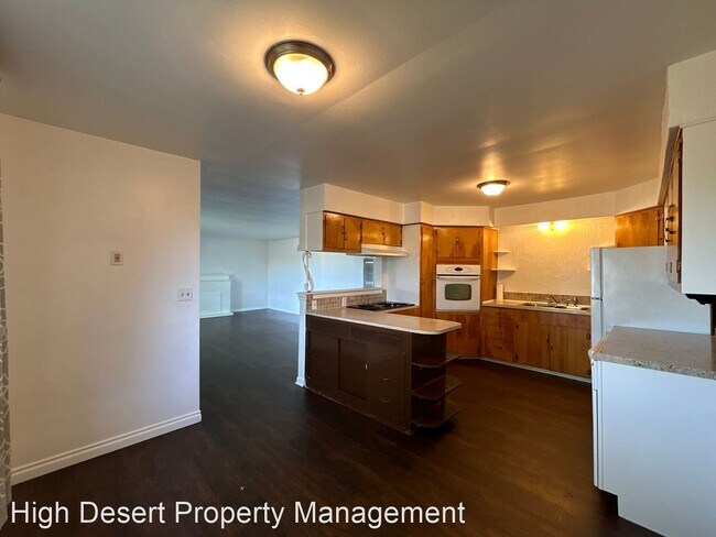 Foto del edificio - 2 br, 1 bath House - 1183 SW Murray St.