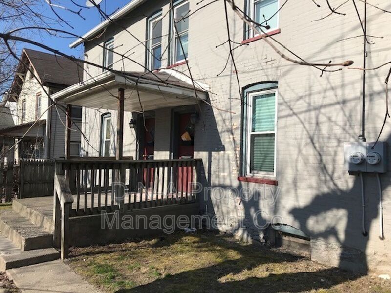 Foto principal - 554 N 5th St