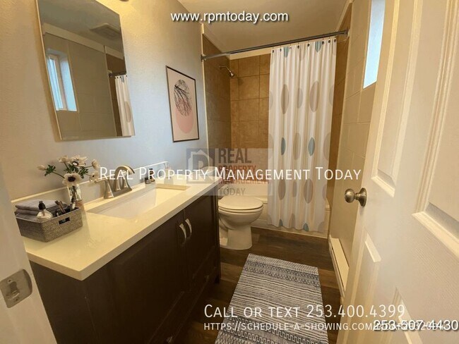 Foto del edificio - 6415 Steilacoom Blvd SW