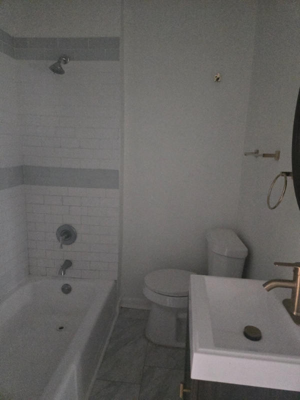 Building Photo - 304.5 S Holloway St