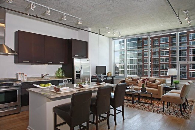 Foto del edificio - 10 W Chestnut St